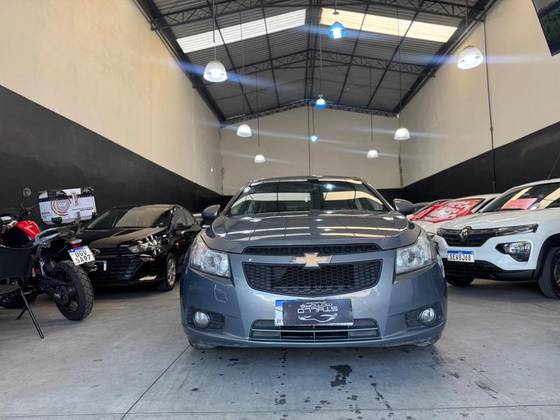 CHEVROLET CRUZE 1.8 LT 16V FLEX 4P AUTOMÁTICO CHEVROLET CRUZE 1.8 LT 16V FLEX 4P AUTOMÁTICO